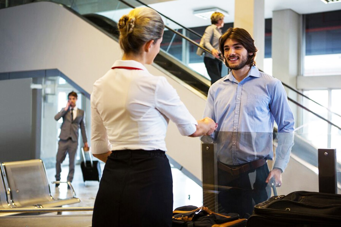 How VIP Airport Services Improve International Transit & Connecting Flights رحلات الترانزيت