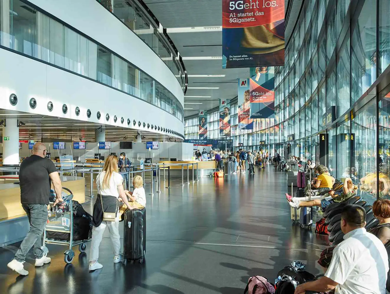 First Time Flying Through a Big Airport? Here's How an Airport Helper Can Make It Simple