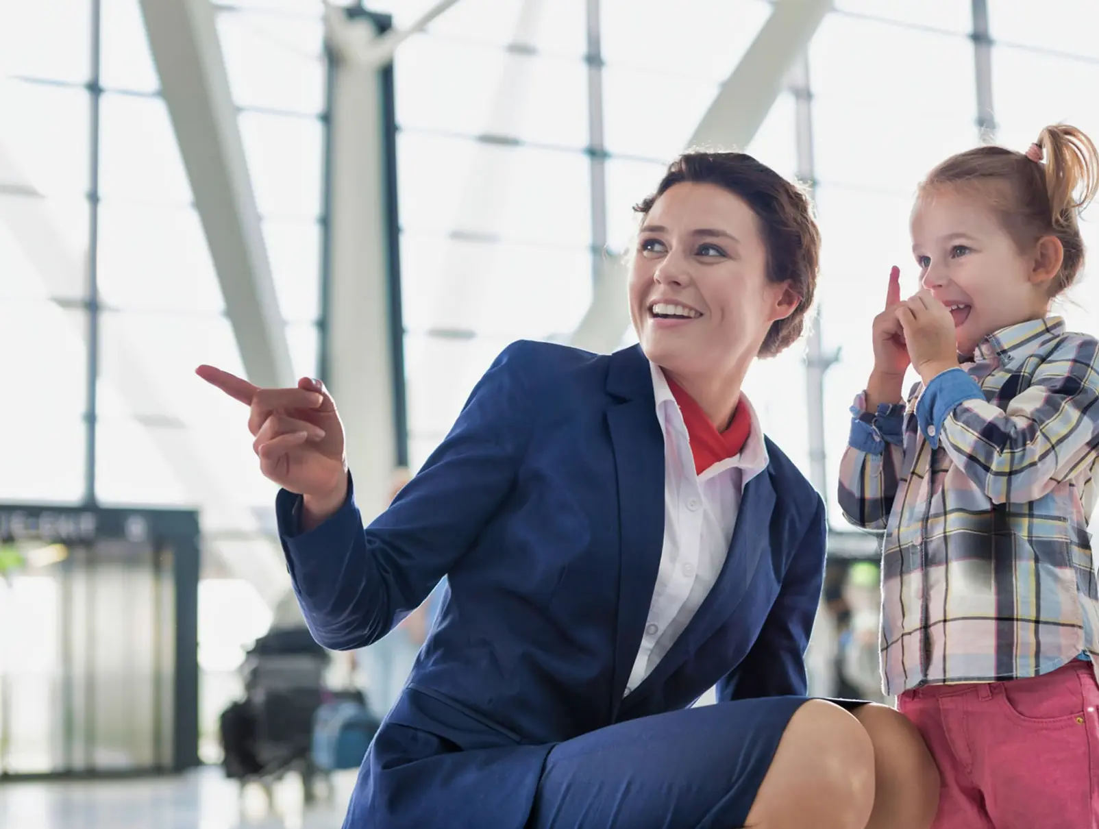 Traveling Through Schiphol with Kids How Airport Escort Services Make It Easier 1