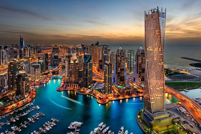 Best Time to Fly Through Dubai (DXB): A Season-by-Season Guide